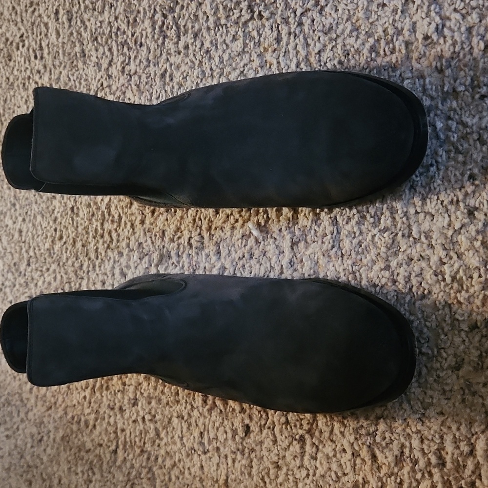 Thursday Dark Grey Chelsea Boots